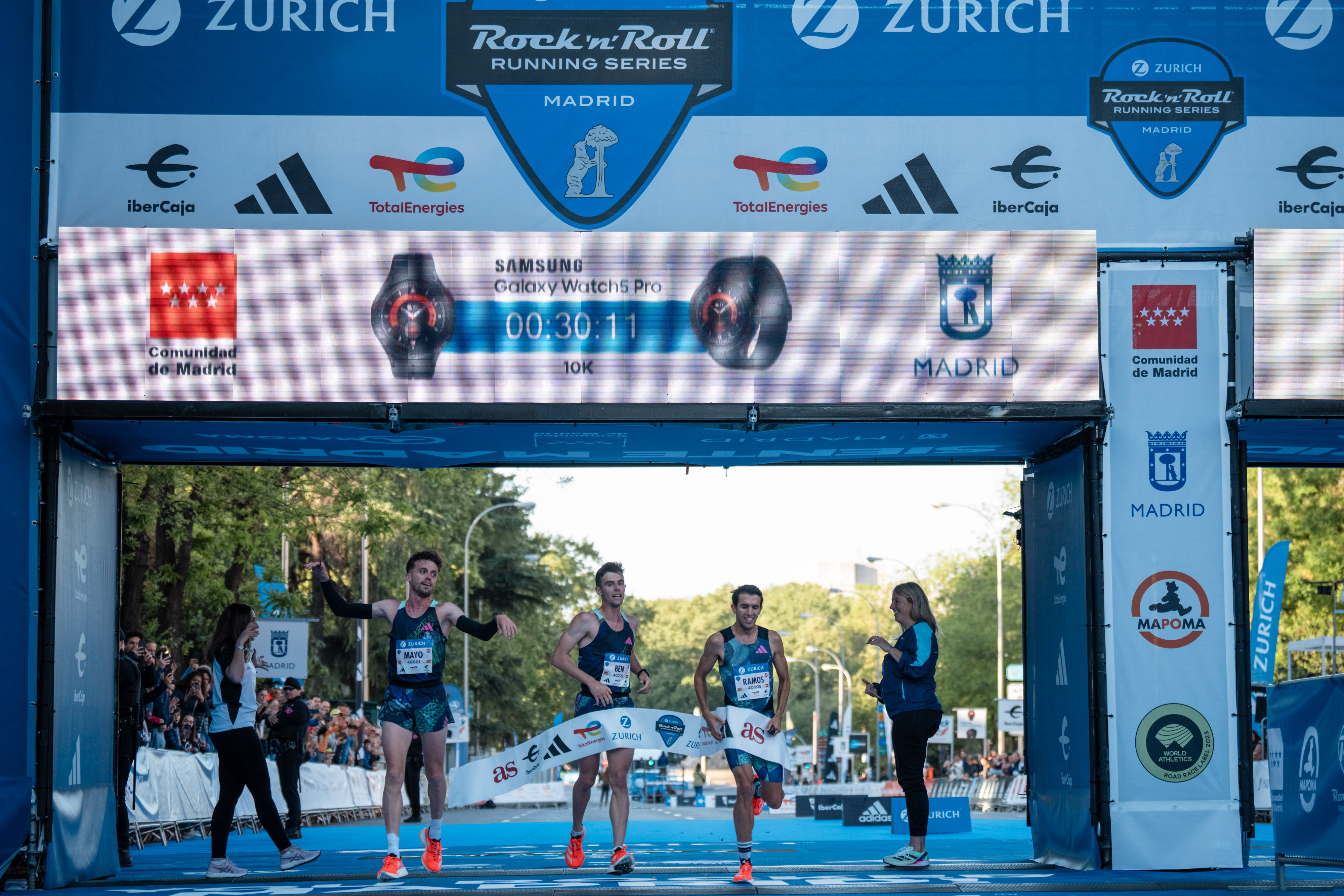 Podio masculino del 10k en Madrid