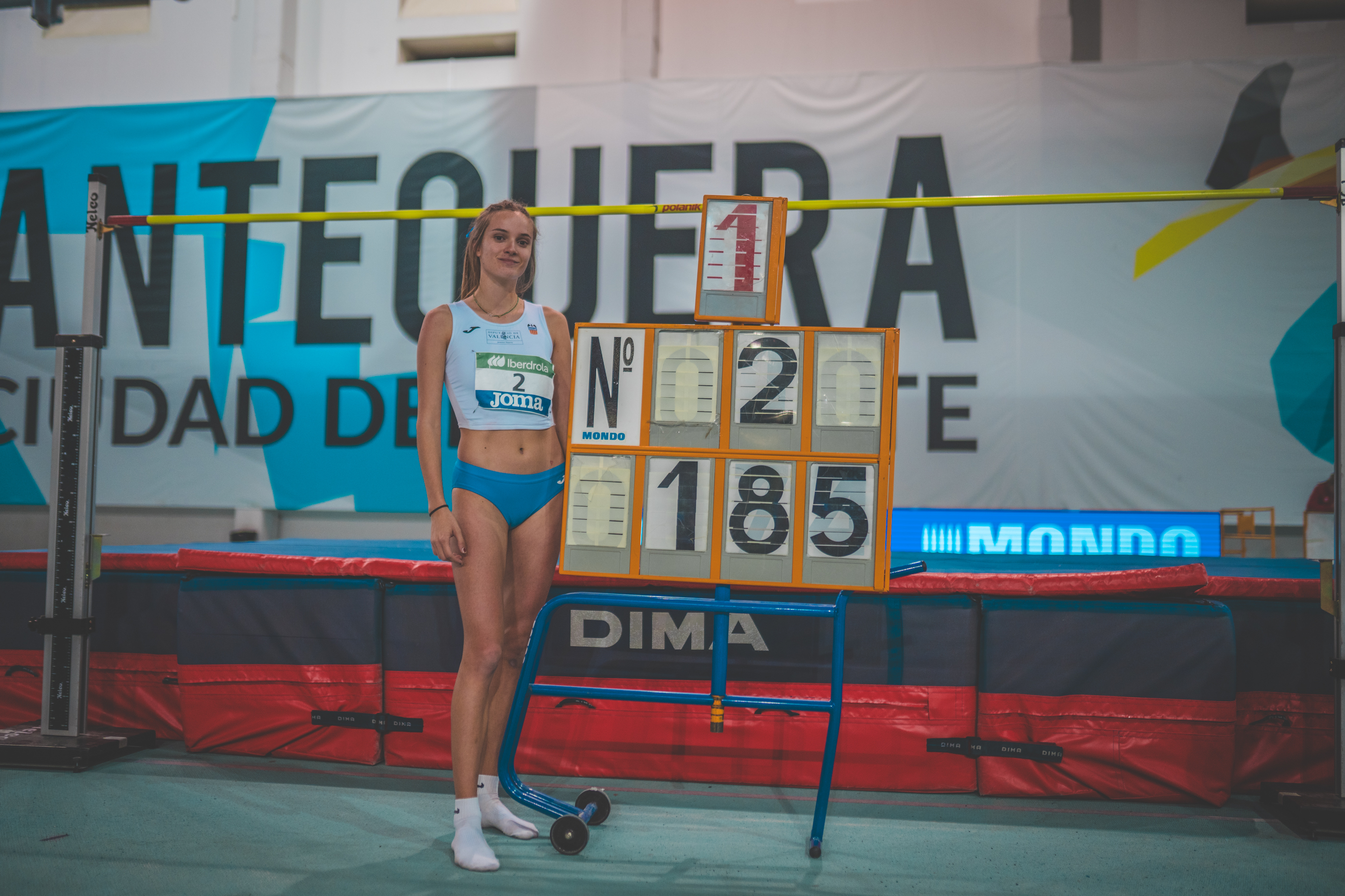 Celia Rifaterra, récord de España sub20 de altura (1.85m)