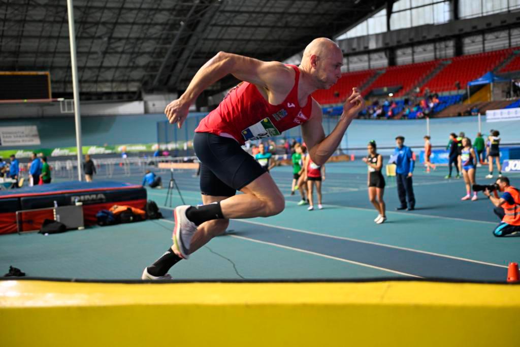 Ricardo Menéndez R.EUR Master 400m M45