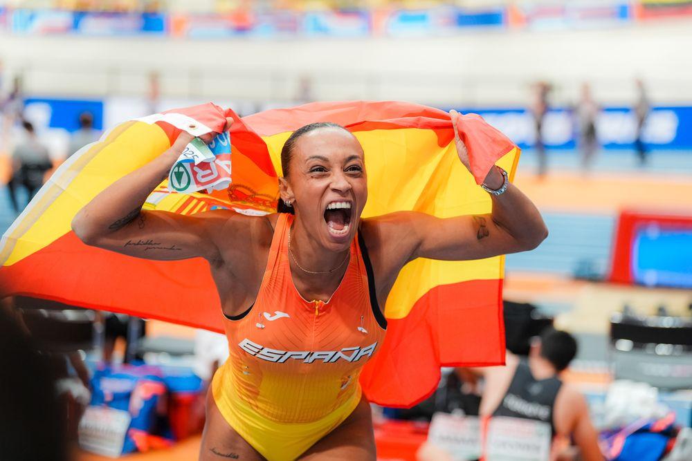 Ana Peleteiro Apeldoorn 2025 Oro