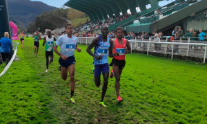 Los kenianos Kwemoi y Jebitok ganan el cross de San Sebastián Los kenianos Kwemoi y Jebitok ganan el cross de San Sebastián