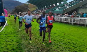 Los kenianos Kwemoi y Jebitok ganan el cross de San Sebastián