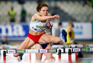 Teresa Errandonea deja el atletismo de alto nivel