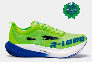 La zapatilla R-1000 premio Runnea 2024 mejor zapatilla entrenamiento con placa