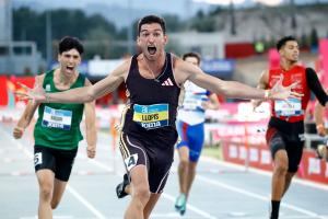 Quique Llopis gana a Asier Martínez el duelo de estrellas en el Meeting de Ibiza y María Vicente ilusiona Quique Llopis gana a Asier Martínez el duelo de estrellas en el Meeting de Ibiza y María Vicente ilusiona