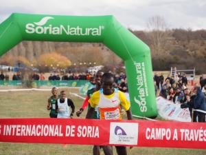 Amebaw vuela y Kipchumba rompe los pronósticos en Valonsadero