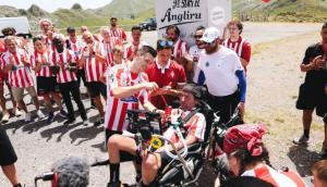 El Sporting de Gijón sube a José Luis Capitán a su querido Angliru